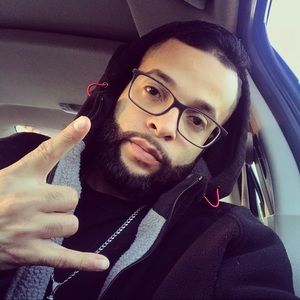 Meet your Posher, Jonathan